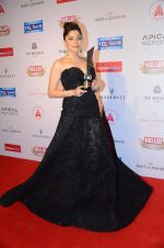 Kanika Kapoor at Hello Hall of Fame Awards 2016 on 11th April 2016